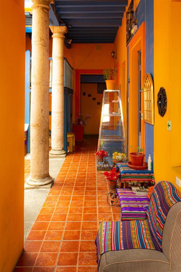 Hostal Café Tiana Latacunga Esterno foto